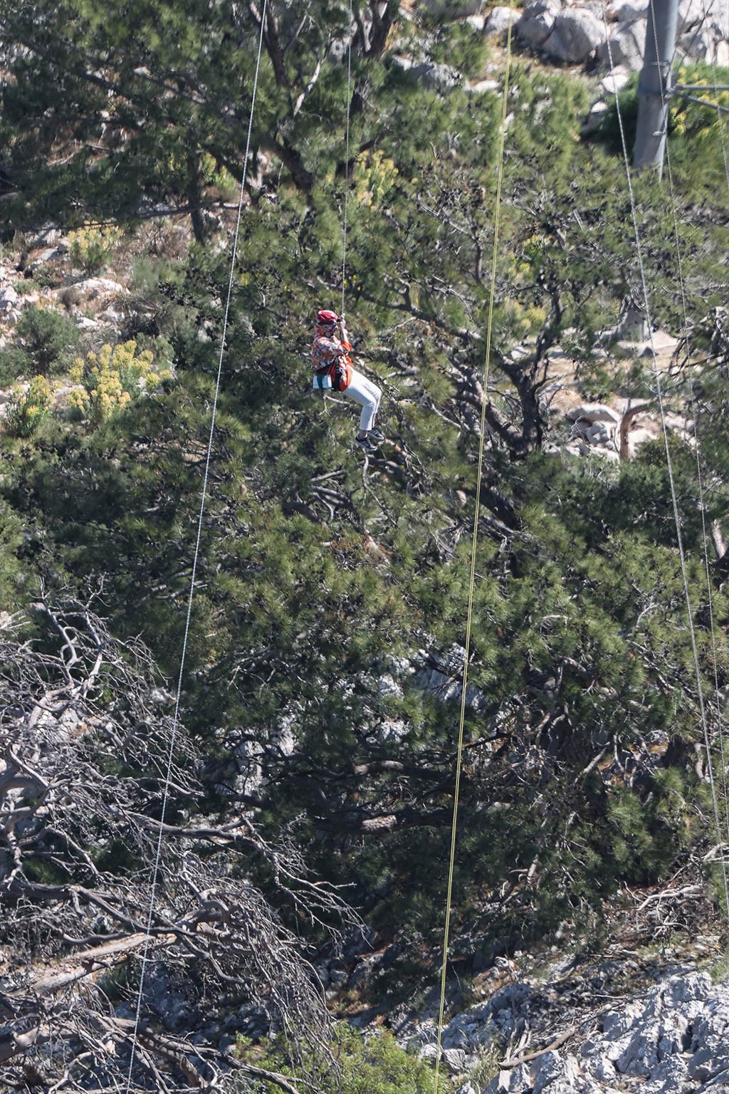 Antalya Teleferik Kurtarma Anlari 13042024 Aa (24)