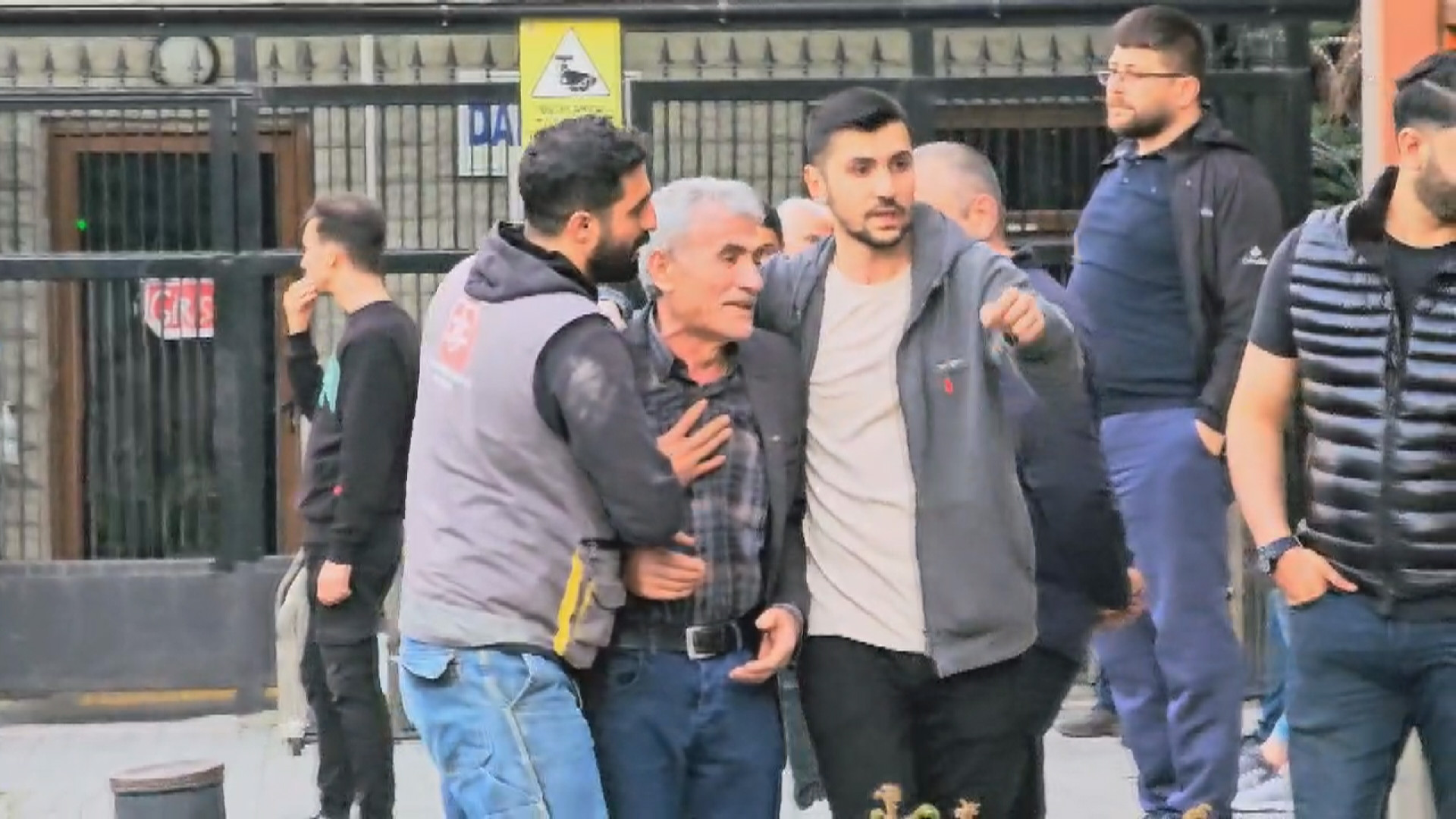 Beşiktaşyangınkimlik3