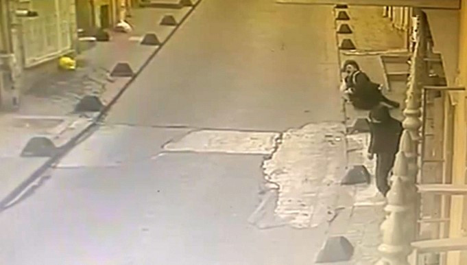 Beyoglu Yanlis Adami Vurdu Yakalandi 15042024 Iha (4)