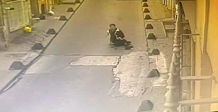 Beyoglu Yanlis Adami Vurdu Yakalandi 15042024 Iha (5)