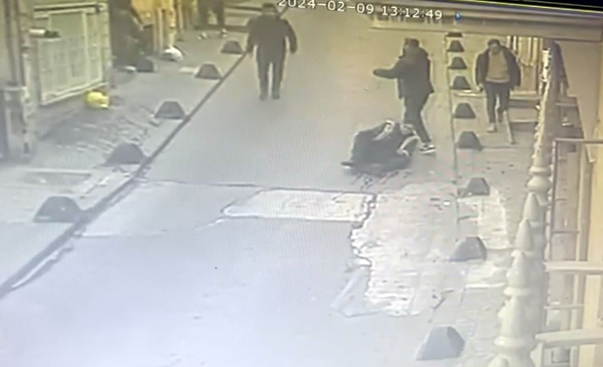 Beyoglu Yanlis Adami Vurdu Yakalandi 15042024 Iha (6)