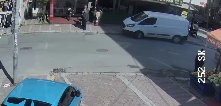 Bisikletli Cocuk Isyerine Carpti 22042024 Iha2