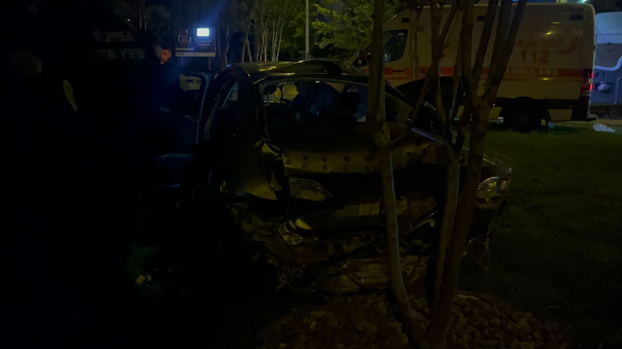 Bursa Makas Atan Surucu Yuruyen Merdivene Carpti 12042024 Dha 4