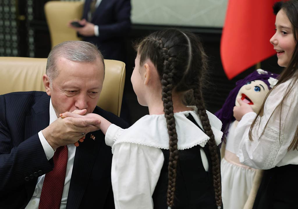 Cumhurbaskani Erdogan Cocuklar 23042024 Aa (2)