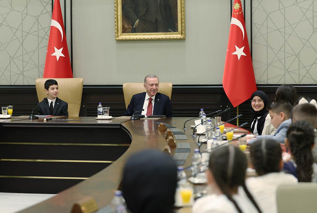 Cumhurbaskani Erdogan Cocuklar 23042024 Aa (8)