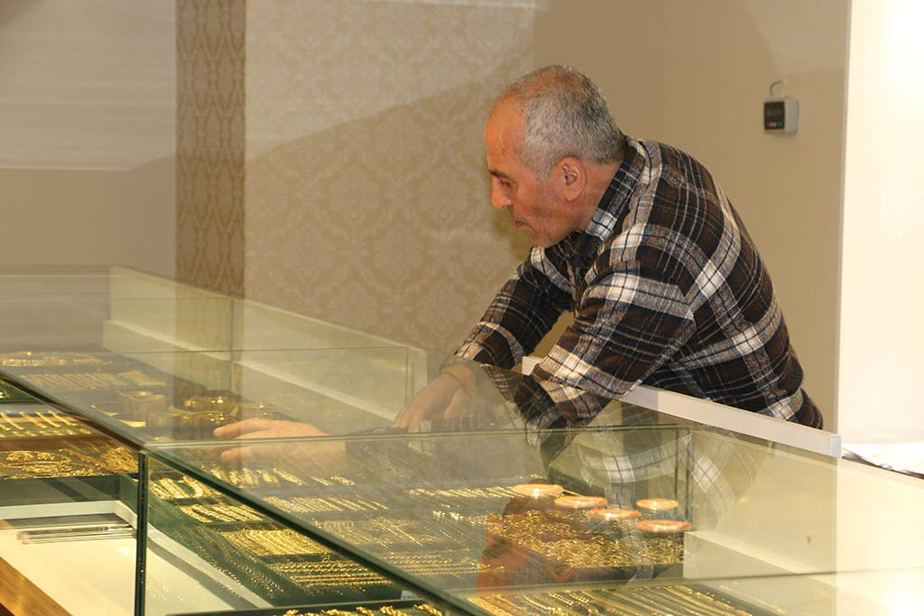 Diyarbakir Altin Sarraf Kuyumcu 16042024 Iha (6)