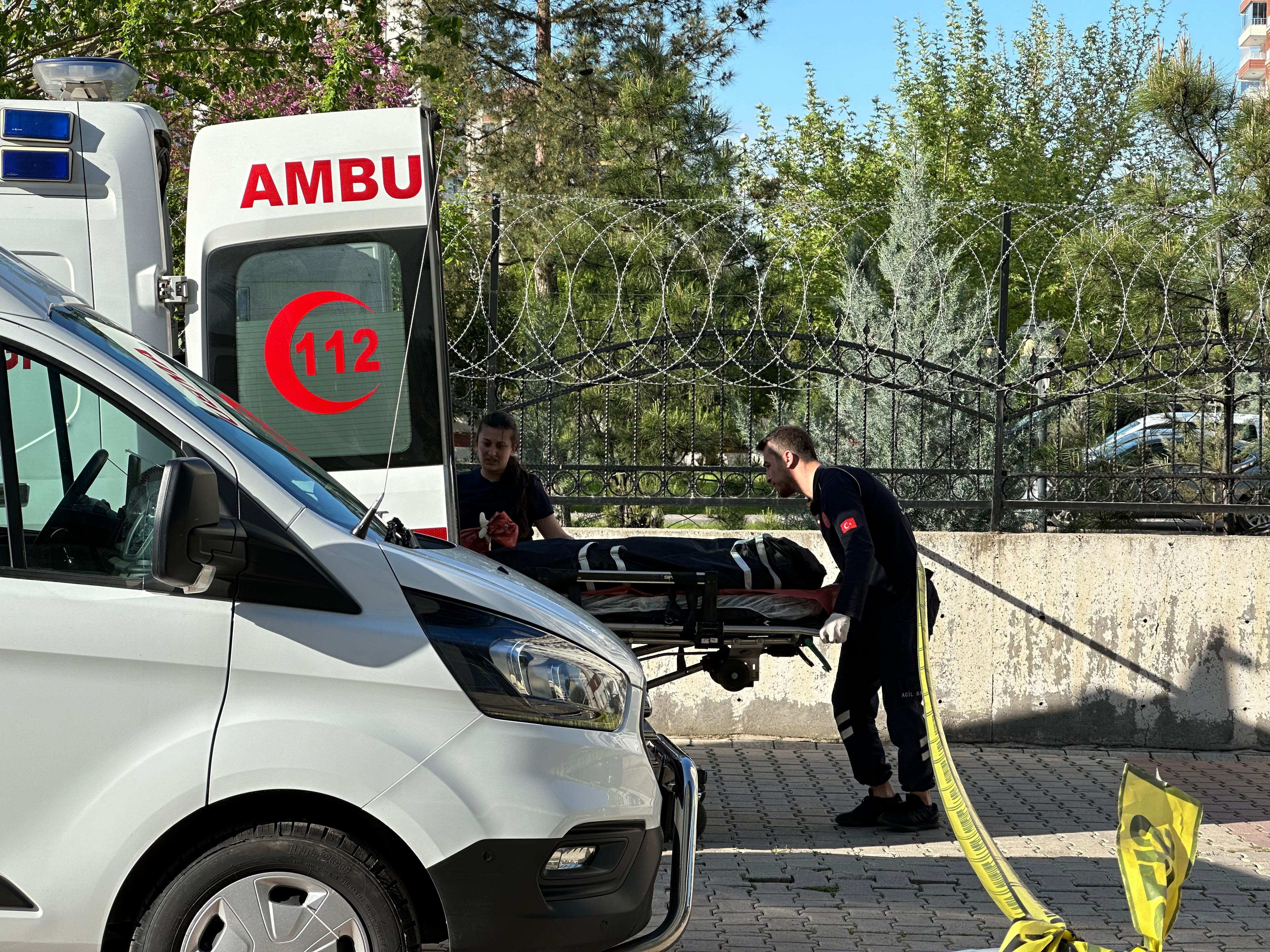Diyarbakir Kadin Intihar 16042024 Iha (1)