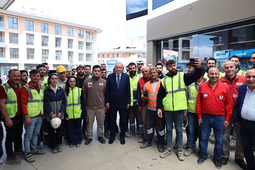 Erdogan Uskudar Isciler Foto 27042024 Aa3