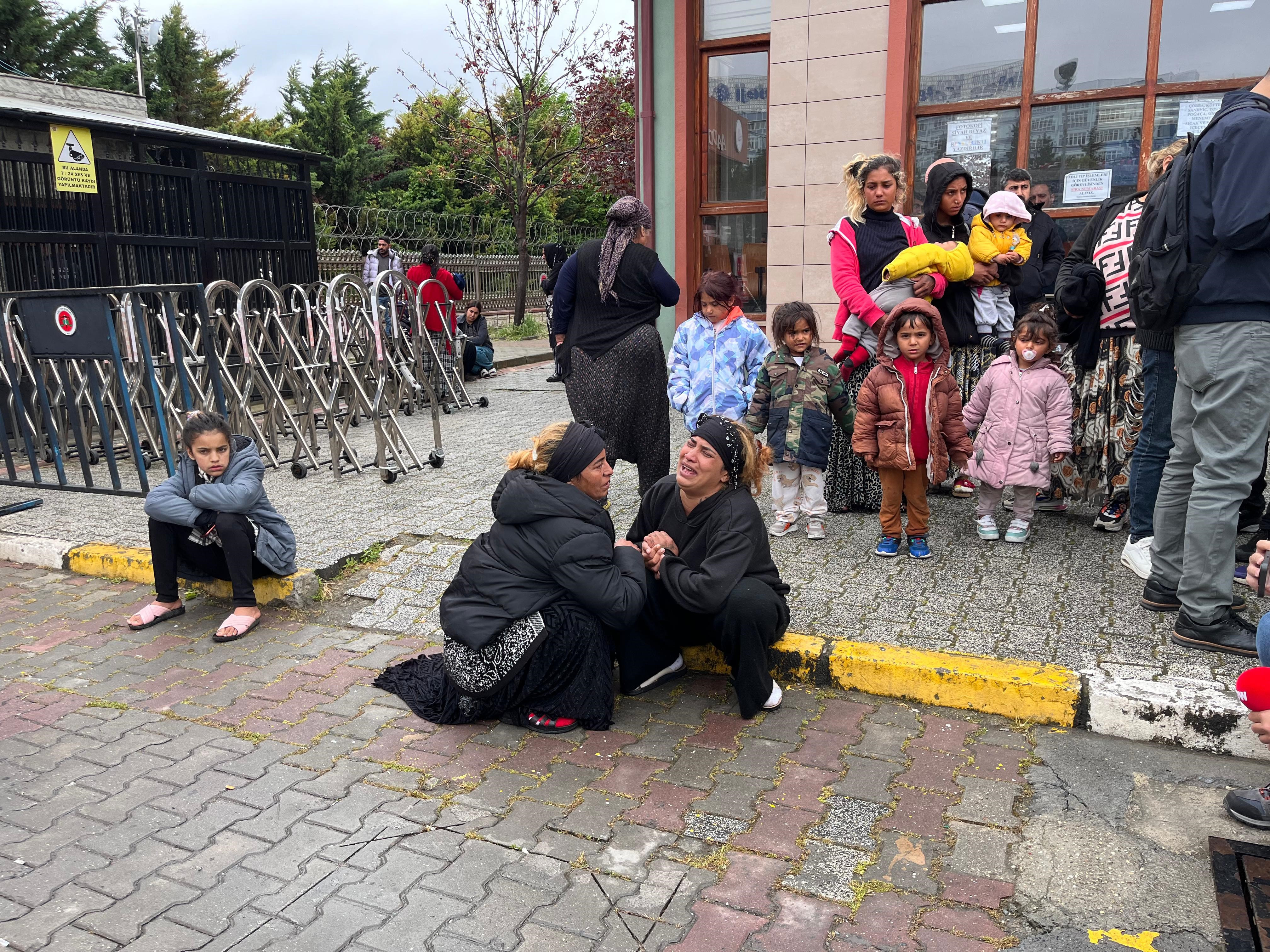 Menekse Sahil Parki Su Birikintisi Bogulan Cocuk 28042024 Iha (9)