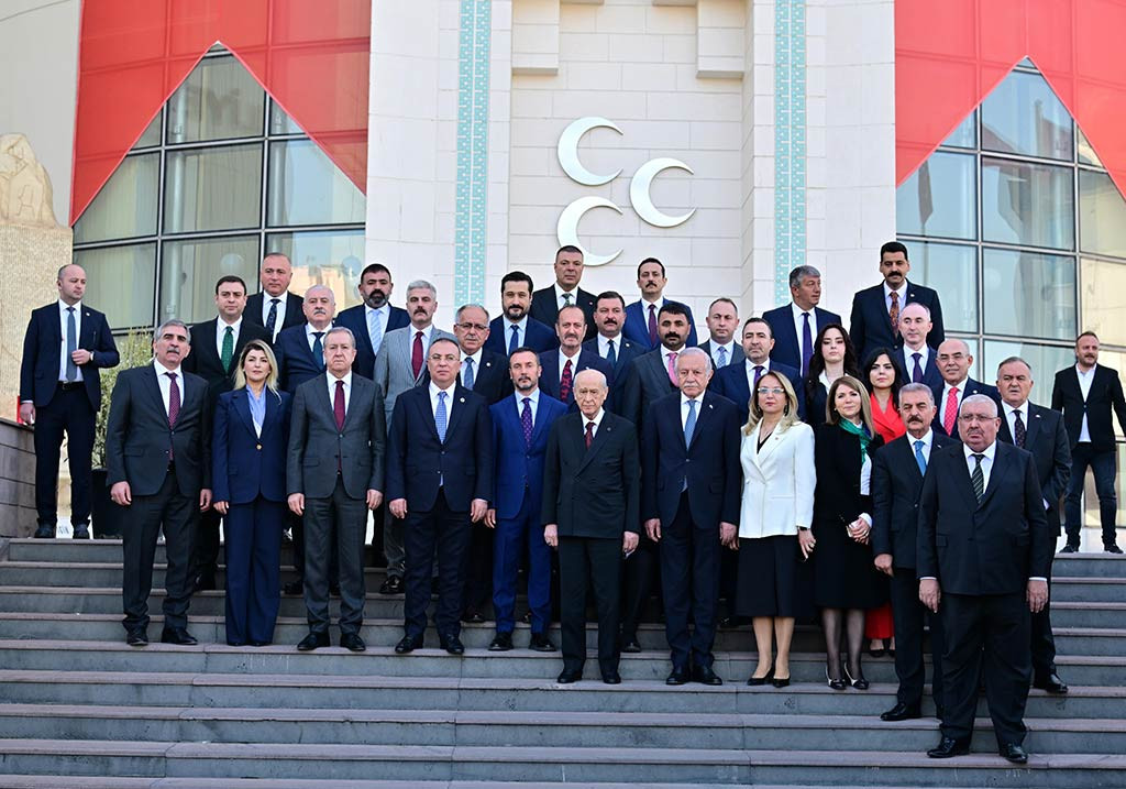 Mhp Baskanlik Divani 15042024 Iha (1)