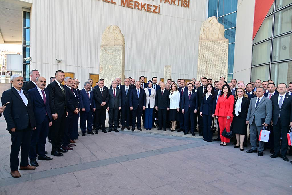 Mhp Baskanlik Divani 15042024 Iha (2)