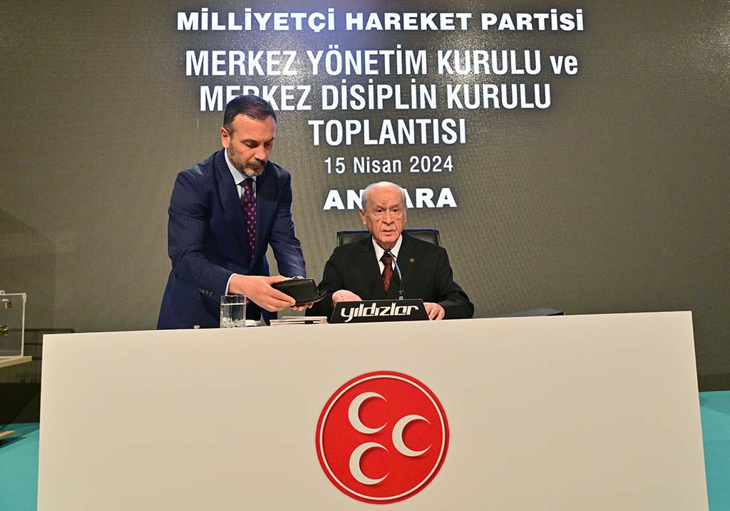 Mhp Baskanlik Divani 15042024 Iha (5)