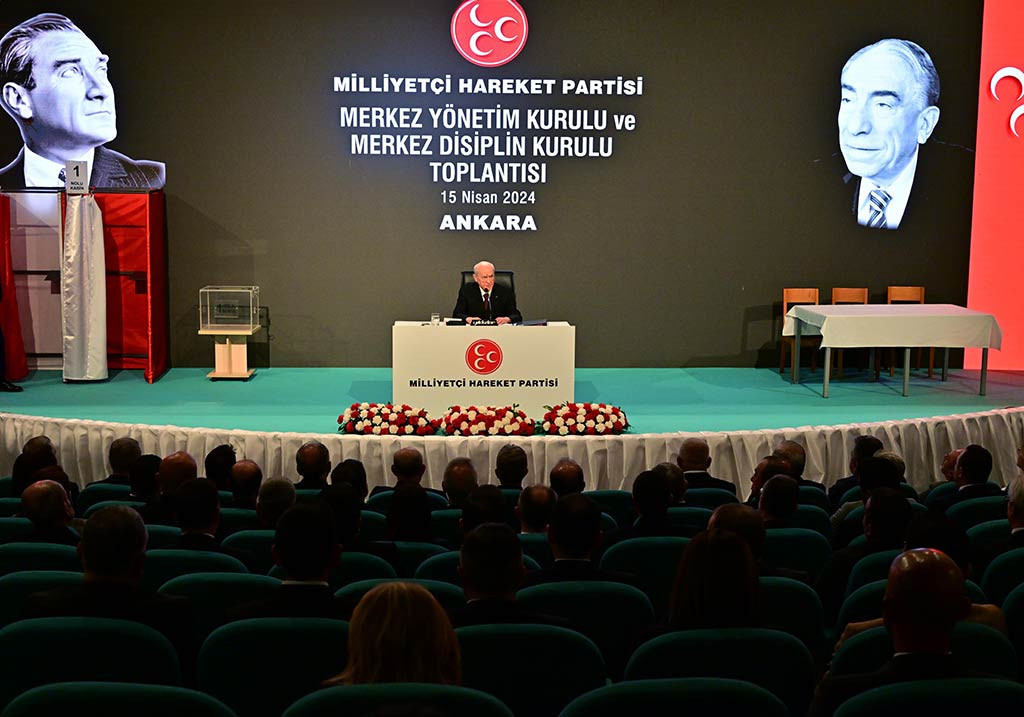 Mhp Baskanlik Divani 15042024 Iha (8)