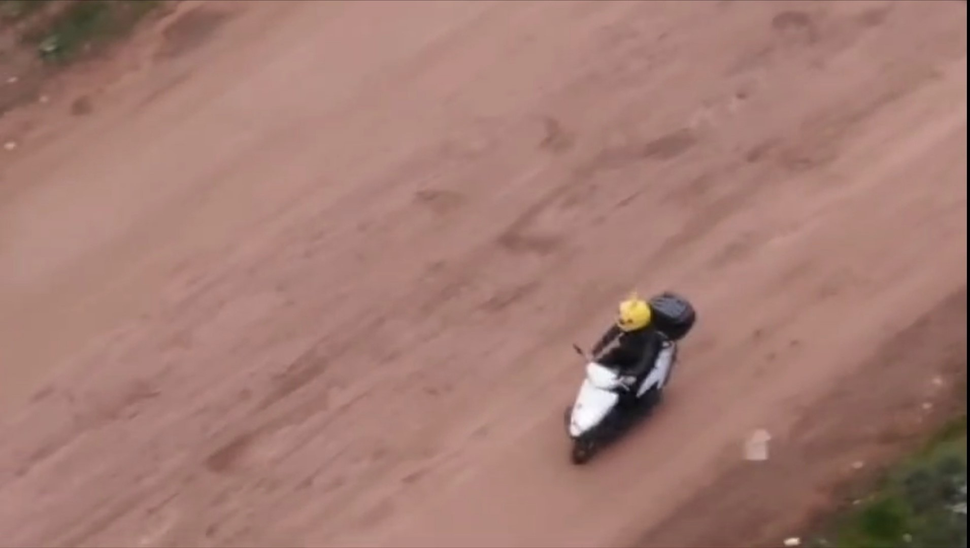 Pikachu Kaskli Uyusturucu Saticisi 13042024 Iha (2)