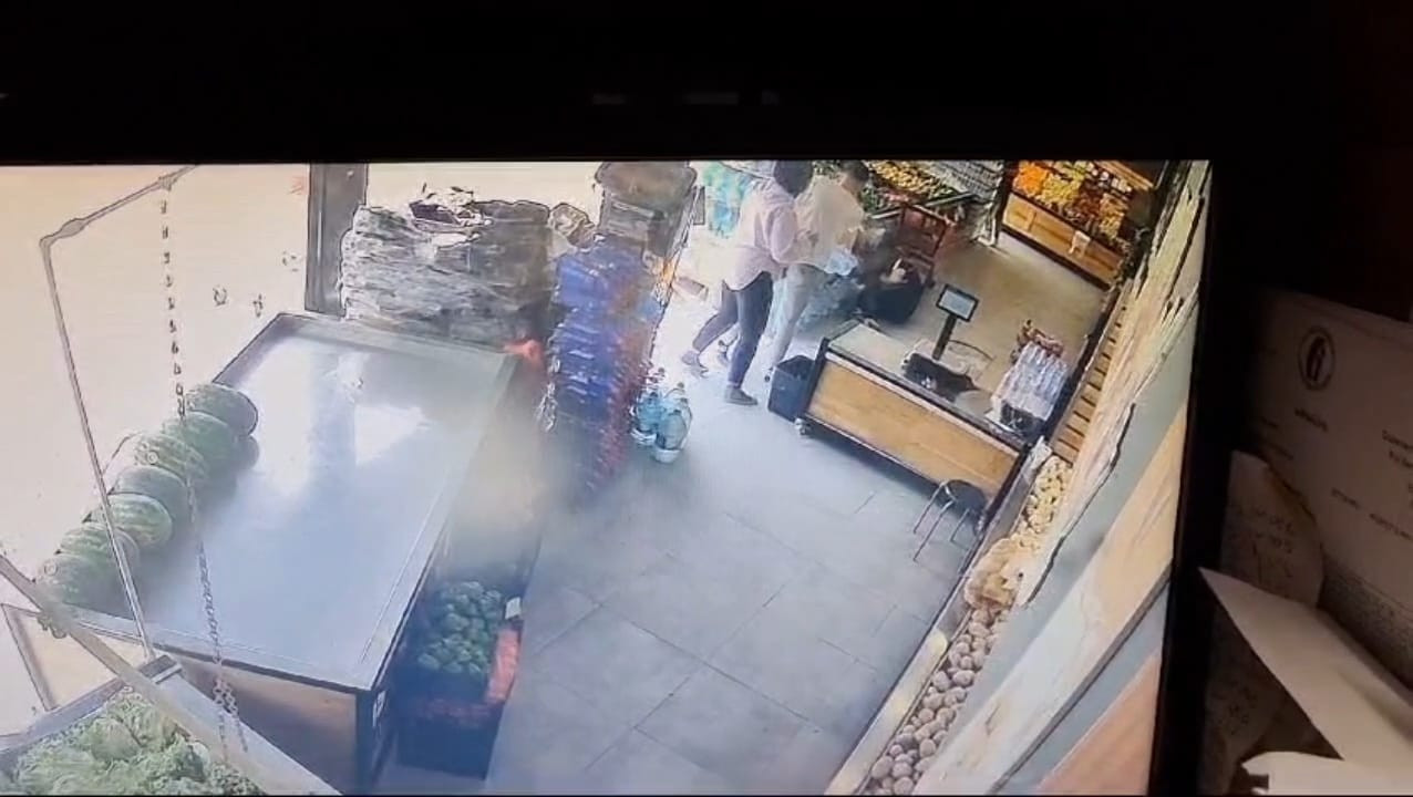 Sakarya Marketteki Husumetlisini Vurdu 18042024 Dha4