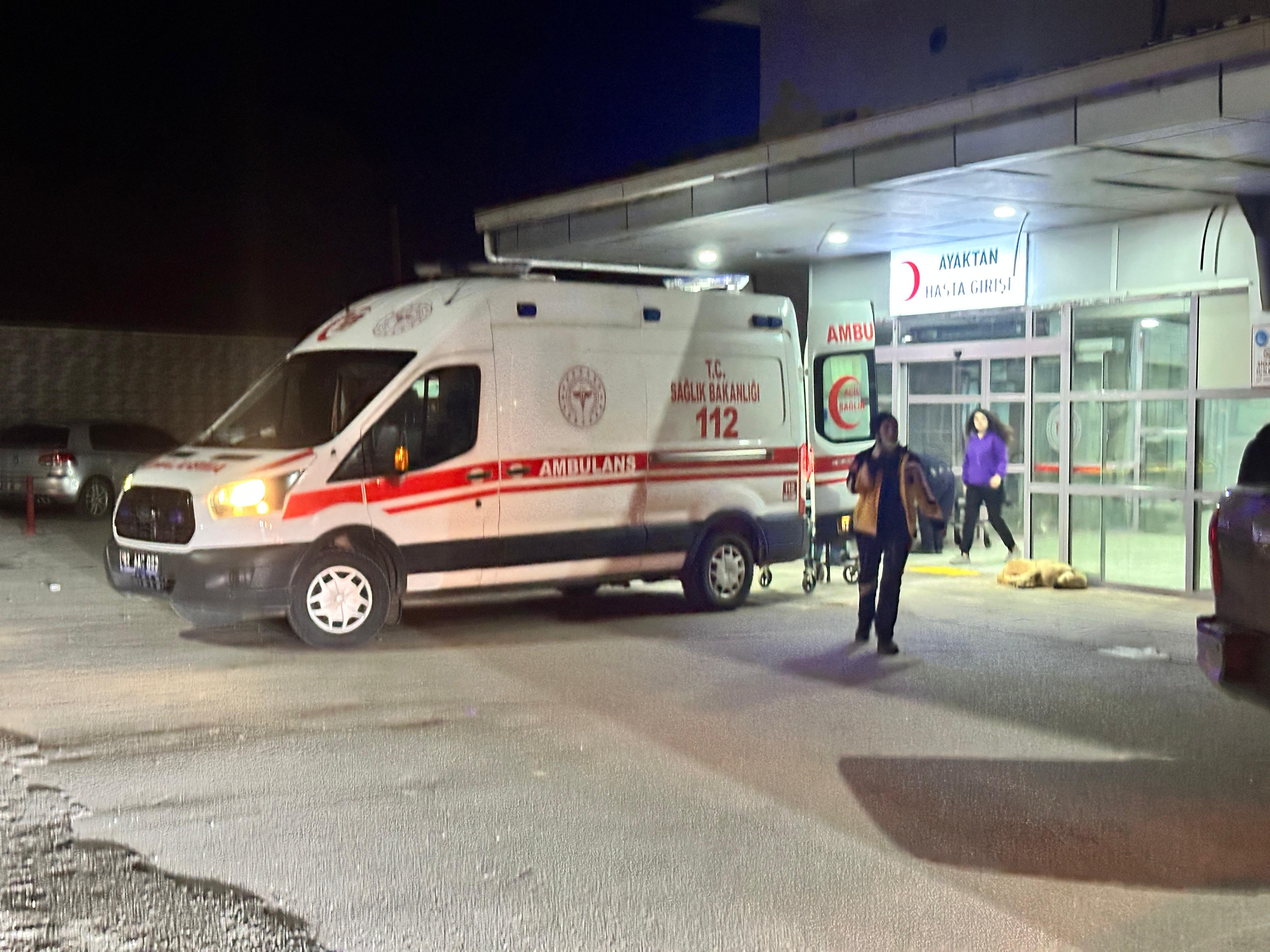 Tunceli Doktor Ve Saglikci Balkondan Dustu 16042024 Dha2