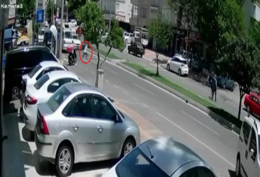 Antalya Baba Oglunu Cekerken Kaza Oldu 08052024 Iha4