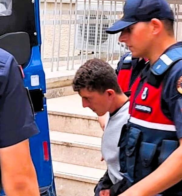 Denizli Pusu Anne Oldu Baba Agir Yarali 27062024 Iha4