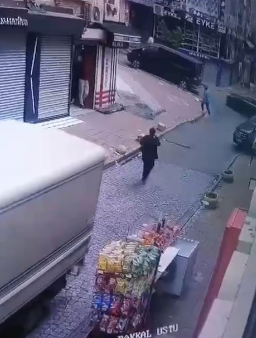 Fatih Kamyonet Kaza 14052024 Iha11