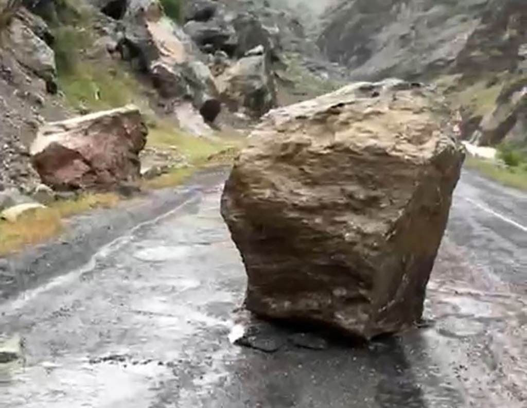Hakkari Taksici Kaya 07052024 Iha (4)