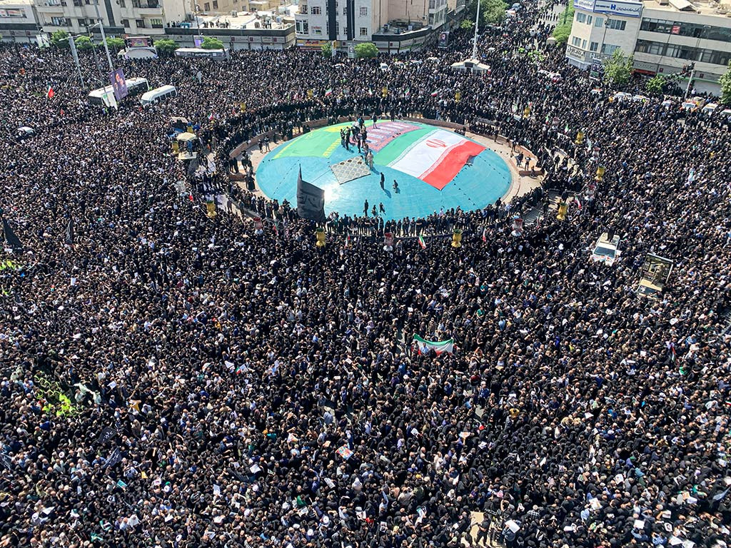 Ibrahim Reisi Cenaze Namazi 22052024 Aa (3)