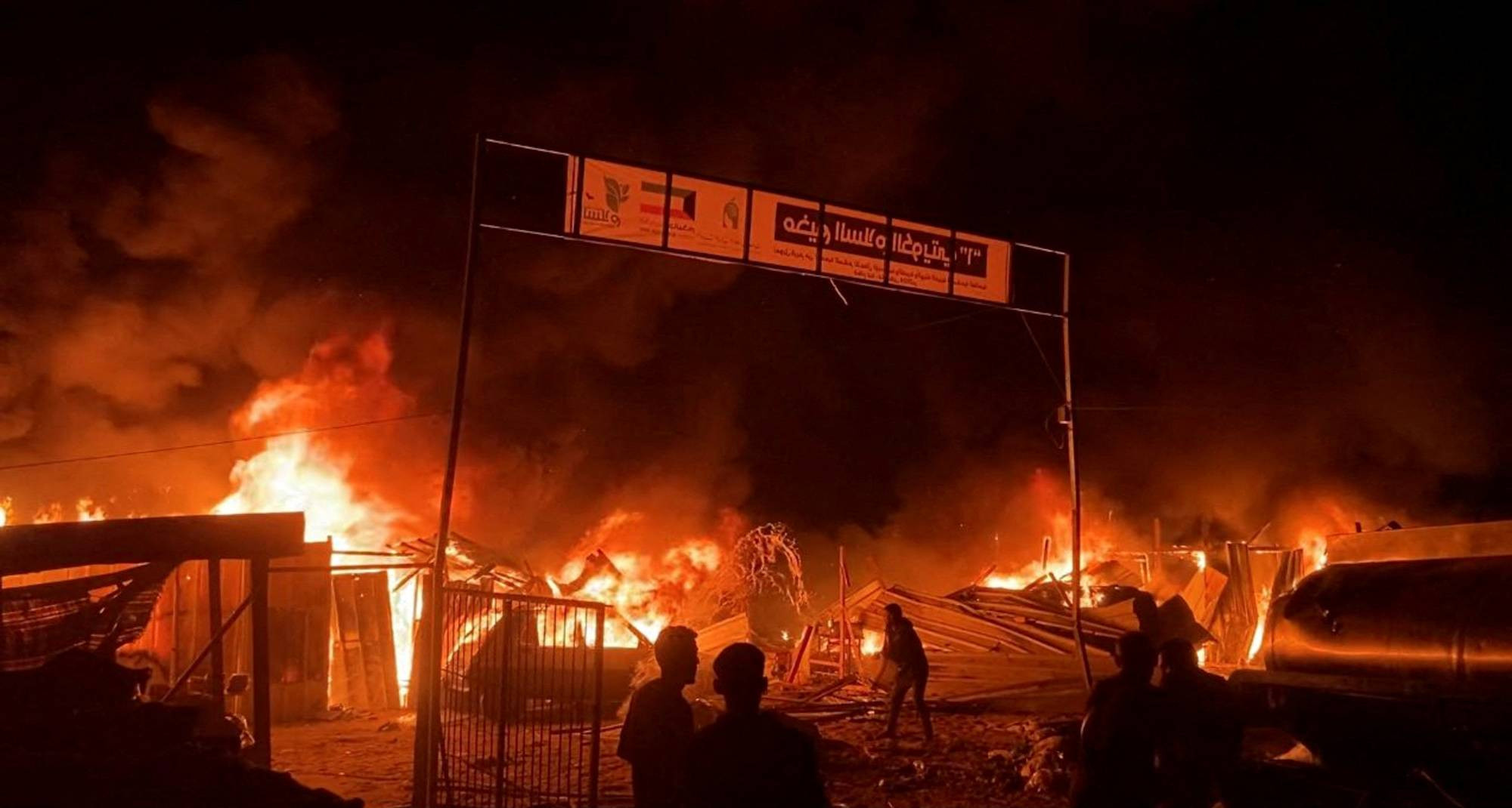 Israil Refah Kamp Vuruldu 45 Olu 260520204