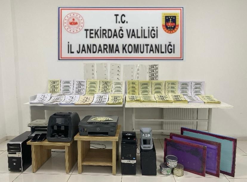 Jandarma Sahte Dolar Operasyonu 14052024 1