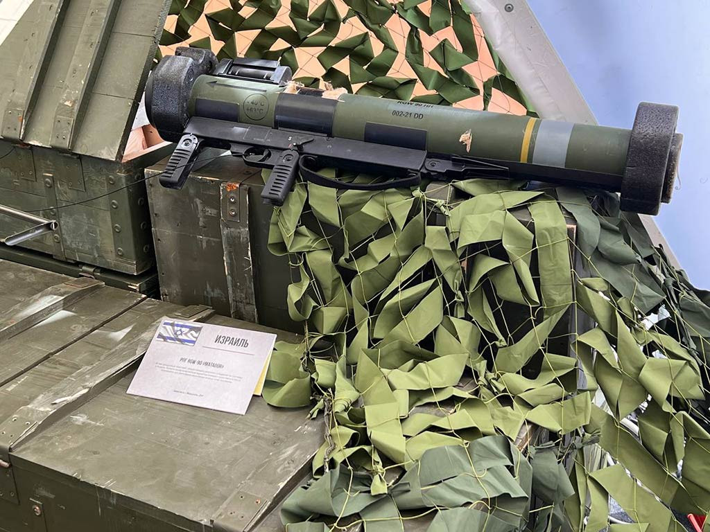 Rusya Nato Silahlarini Sergiliyor 01052024 Aa (11)
