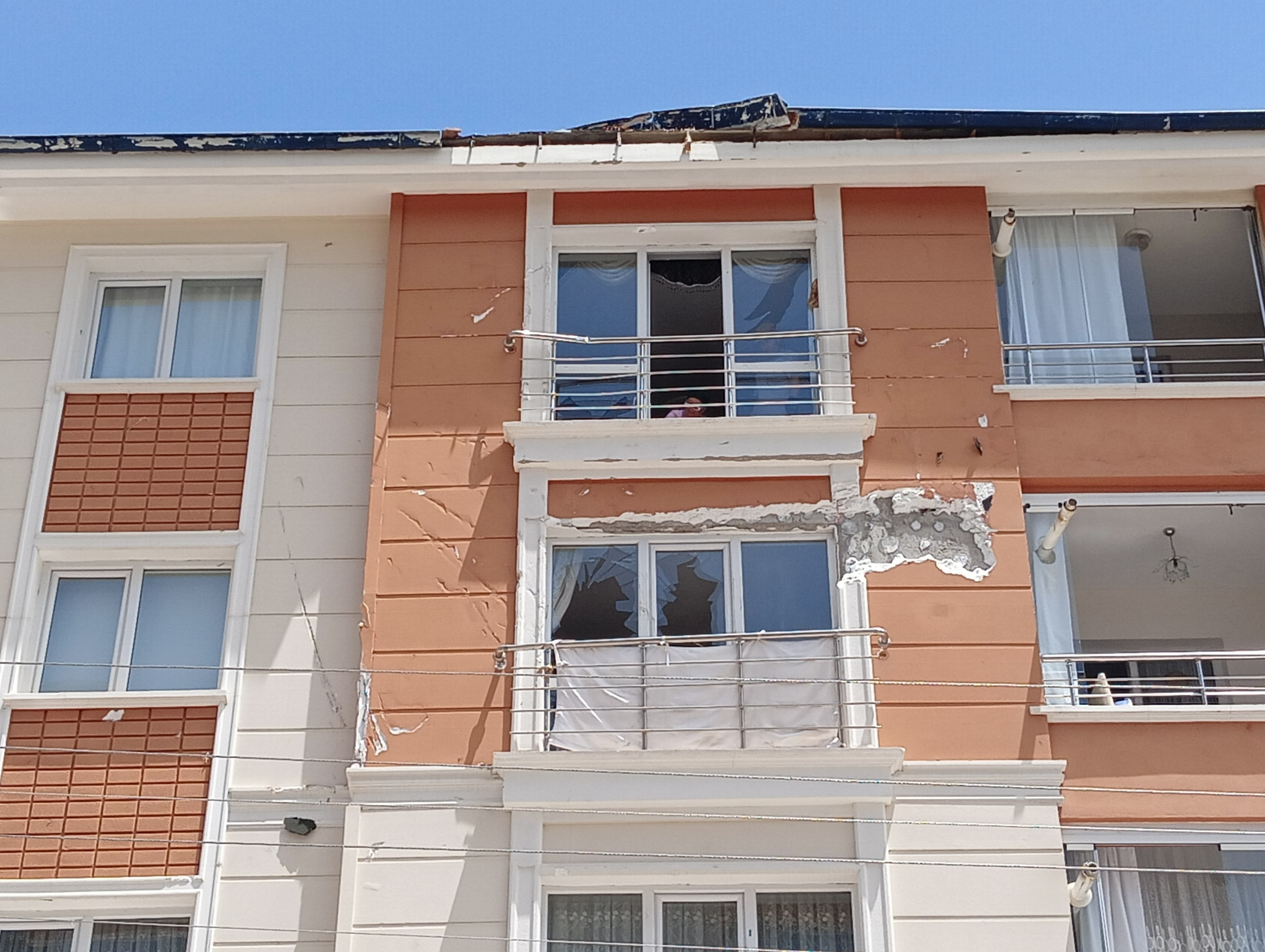 Ankara Sincan Firtina Cati Ucurdu 07062024 Iha (4)