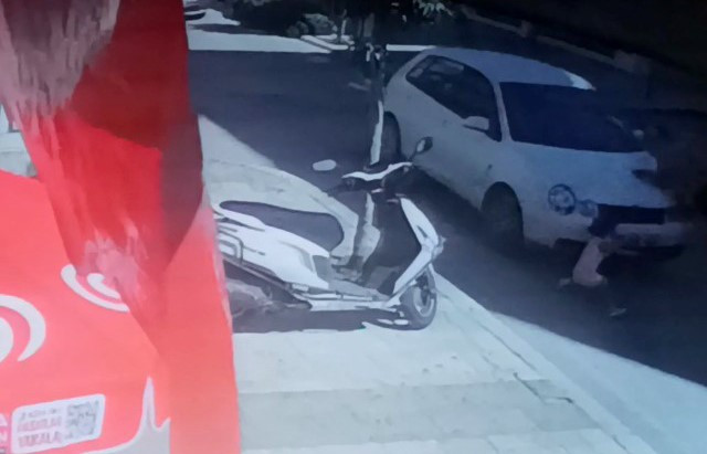 Antalya Anne Ve Kizina Araba Carpti 11062024 Iha 3
