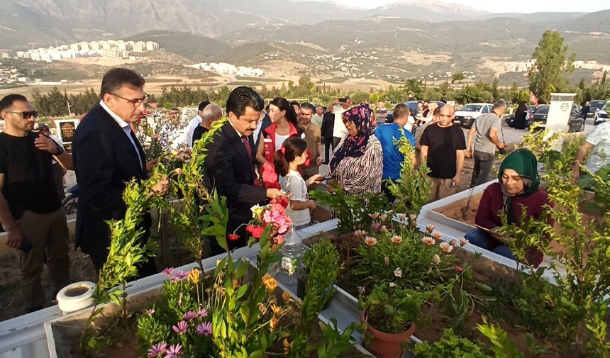 Hatay Deprem Mezar 1