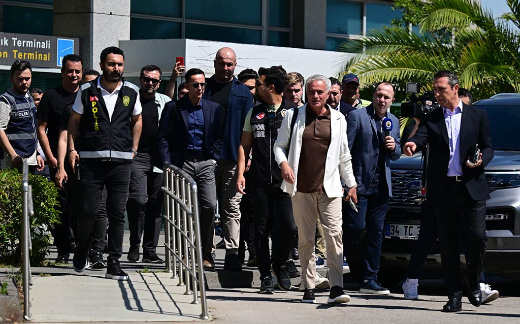 Jose Mourinho Istanbulda 02062024 Aa (7)