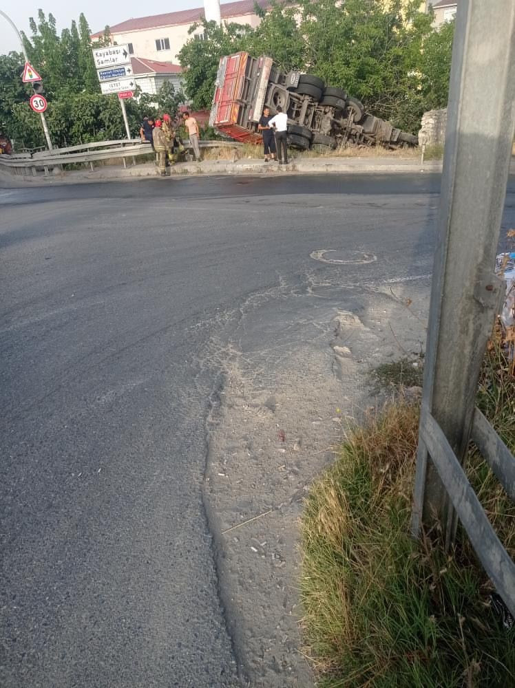 Kamyonun Freni Tutmadi Yayayi Eziyordu 11062024 Iha (3)