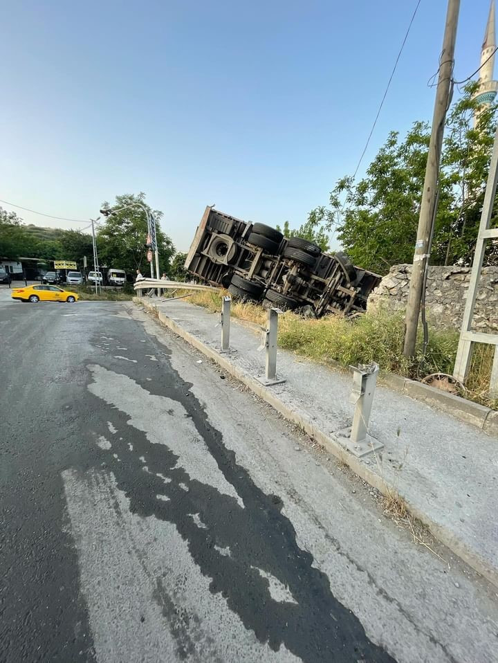 Kamyonun Freni Tutmadi Yayayi Eziyordu 11062024 Iha (4)