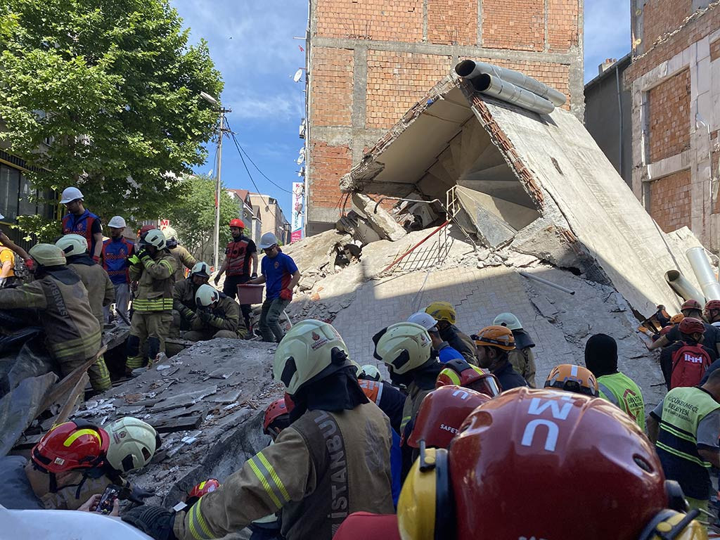 Kucukcekmece Bina Coktu 02062024 Aa (20)