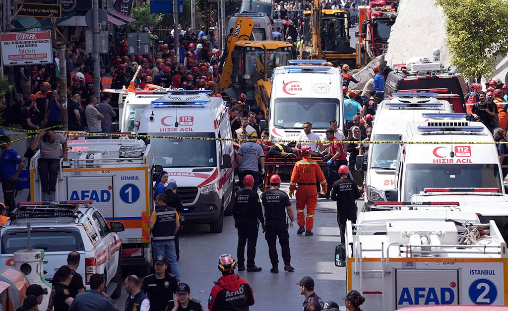 Kucukcekmece Bina Coktu 02062024 Aa (35)