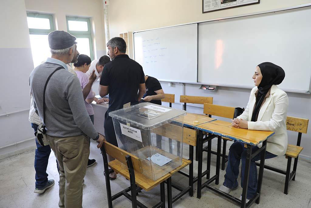 Oy Umurbey Mah Temizlik Gorevlisi 02062024 Aa (2)