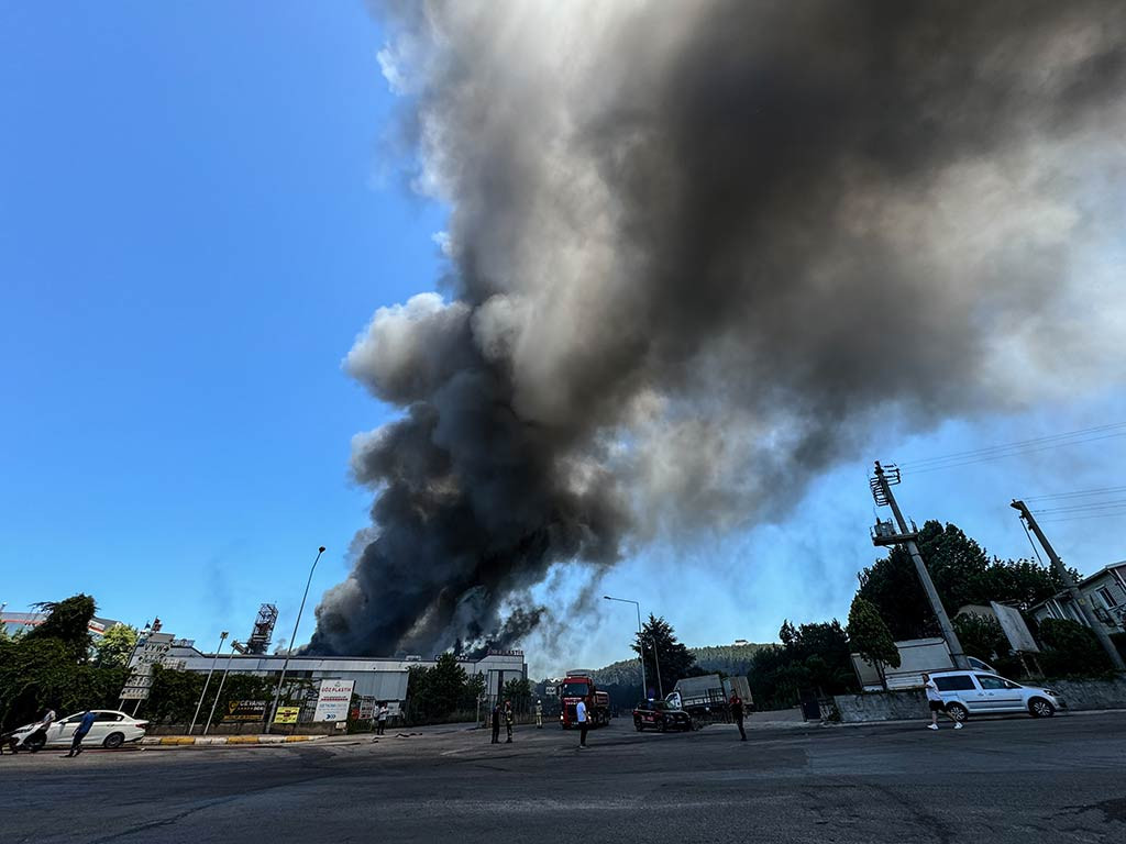 Tuzla Fabrika Yaniyor 18062024 Aa (2)