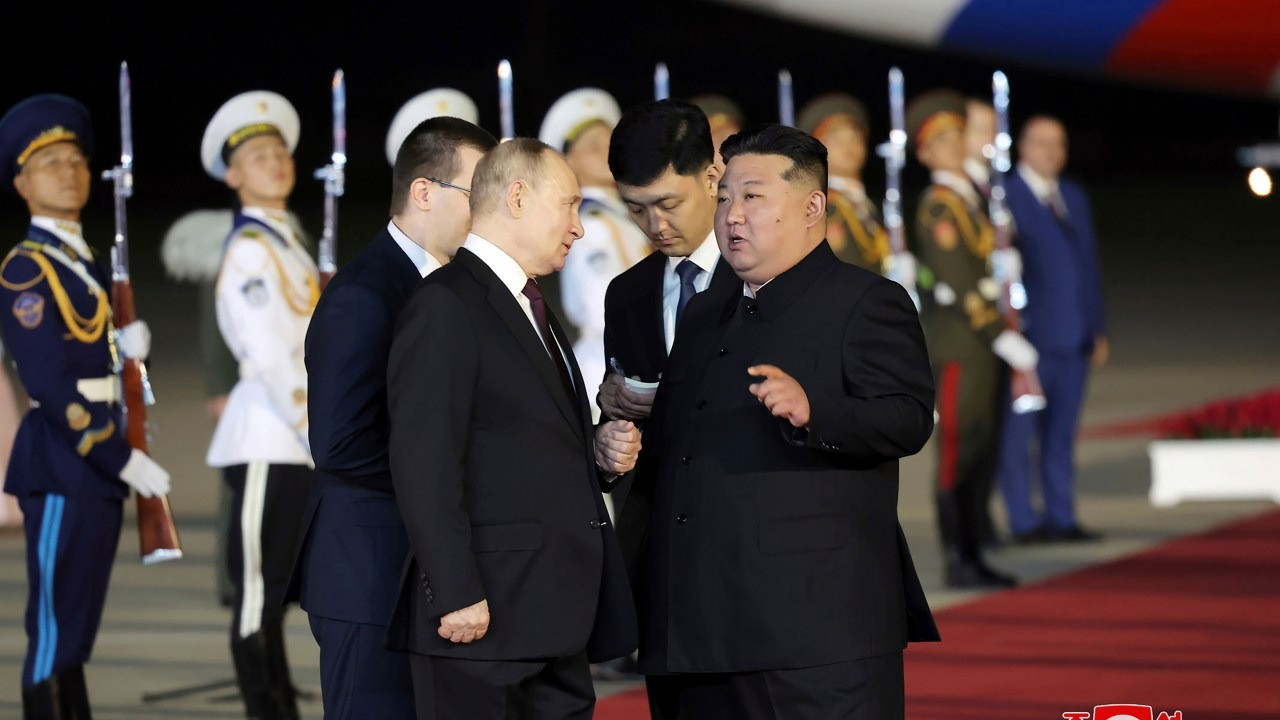 Vladimir Putin Kim Jong Un 19062024 8