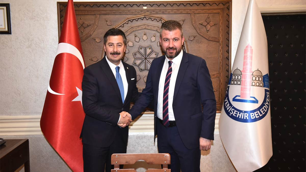 İ Y İ P A R T İ