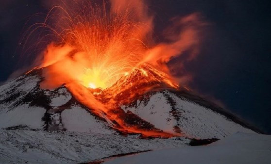 Etna Ynardağı